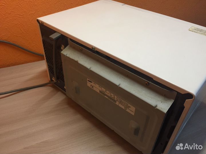 Микроволновая печь Samsung PG81R(к 3226)