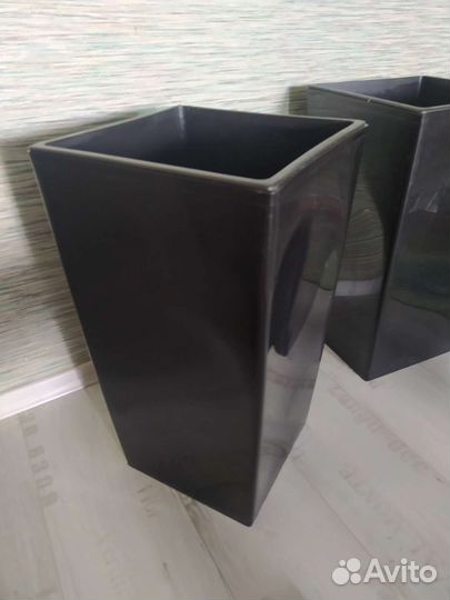 Высокие вазоны coubi