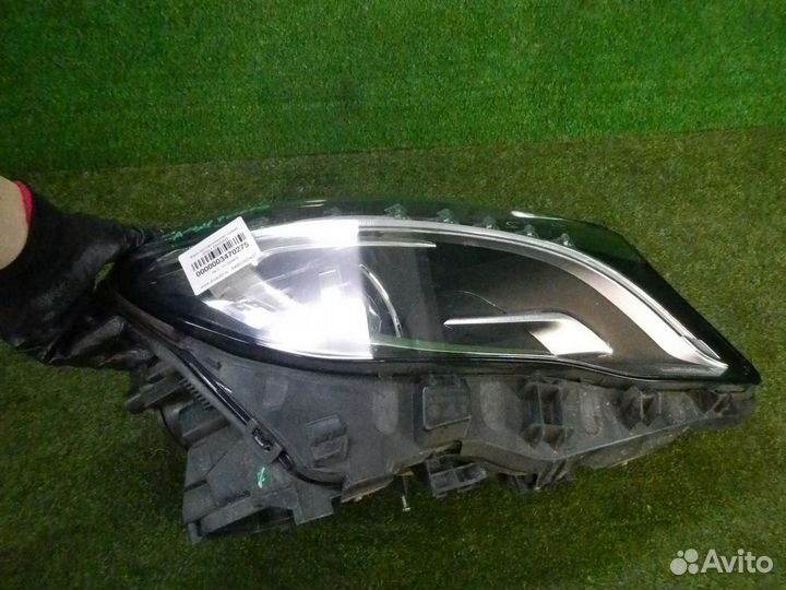 Фара правая Mercedes-Benz GLA-Class