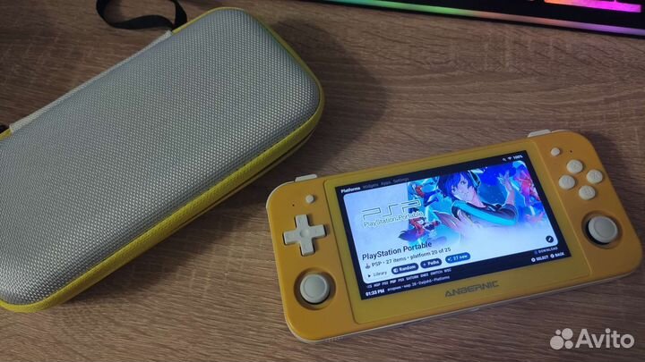 Портативная игровая приставка Anbernic RG505