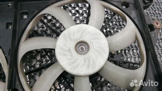 Вентилятор радиатора toyota avensis T27 (LNI19KE01