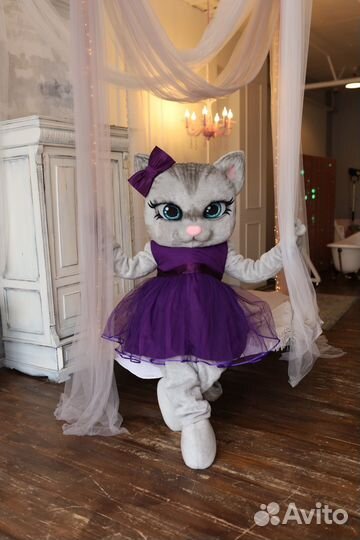 Ростовая кукла кошка. Поздравление