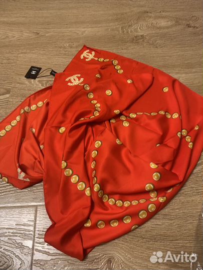 Chanel Женский платок,шаль, l