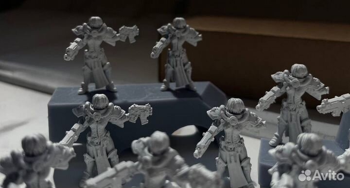 Миниатюры Warhammer 40k - Battle sisters sergeants