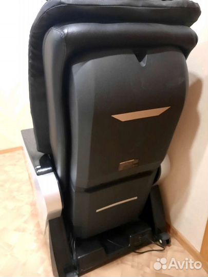 Массажное кресло