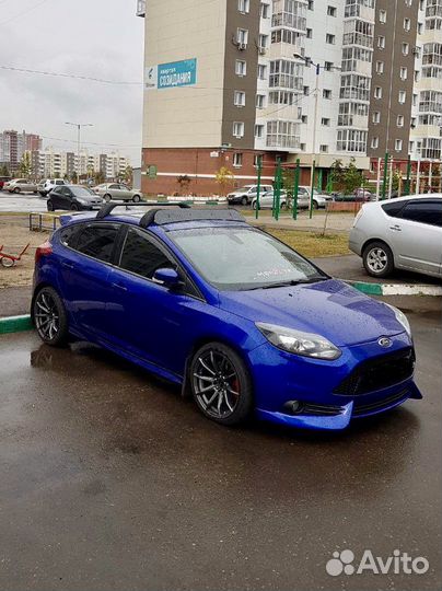 Фейринг - обтекатель для багажника на крышу