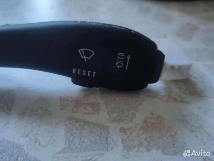 Переключатель стеклоочистителя для ваз-1118,2170