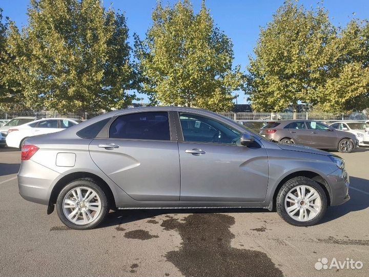 LADA Vesta 1.8 AMT, 2018, 38 000 км