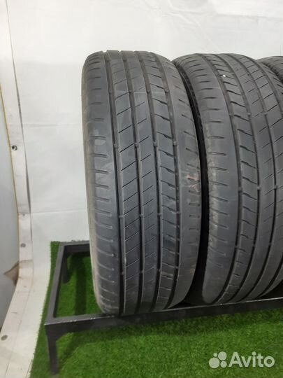 Bridgestone Alenza 001 225/60 R18