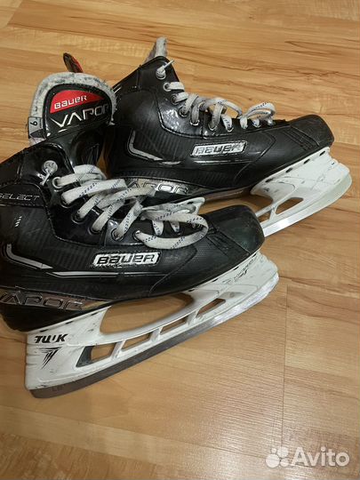 Хоккейные коньки bauer vapor select 9размер