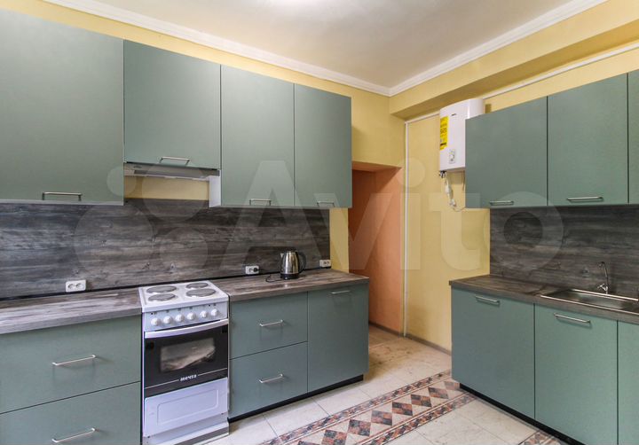 Комната 16 м² в 3-к., 1/2 эт.