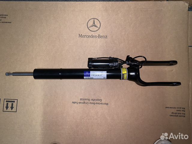 Пневмостойка передняя w164 x164 A1643206013