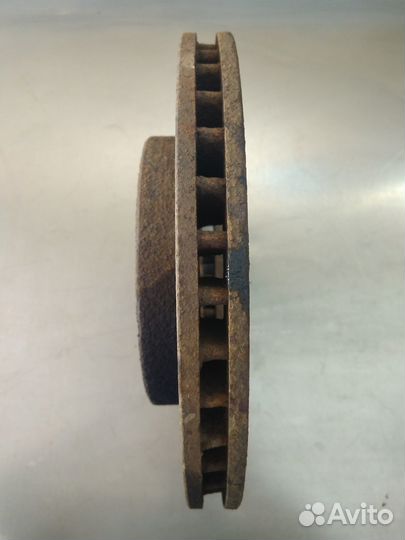 Диск тормозной передний Mitsubishi Galant 1993 199