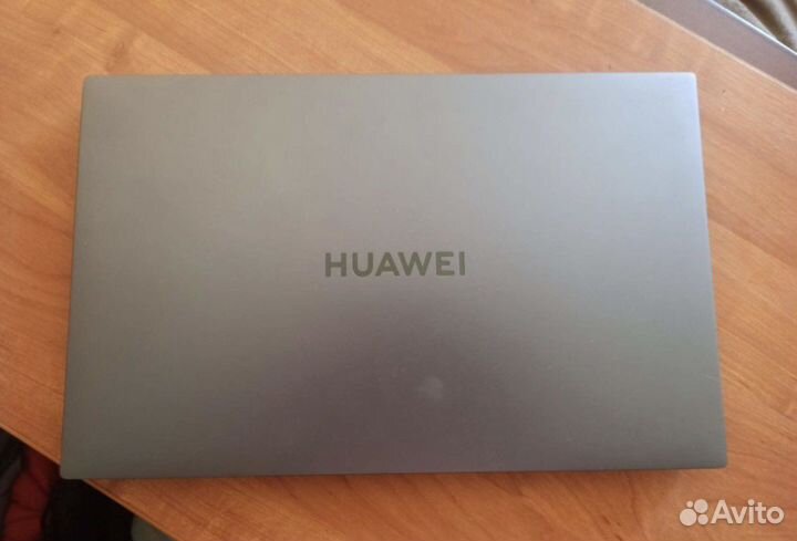 Huawei matebook d16 AMD Ryzen 5 4600H