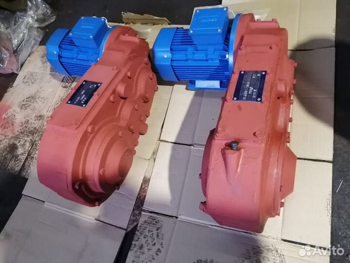 Редукторы промышленные червячные, цилиндрические