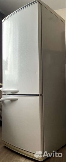 Холодильник атлант бу
