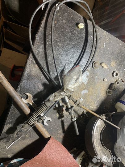 Тросик газа на АКПП гольф 2 1.6 бензин