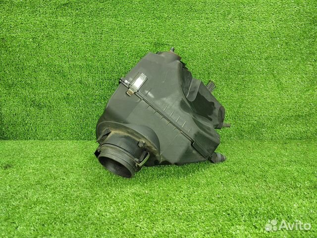 Корпус воздушного фильтра Audi A6 C6