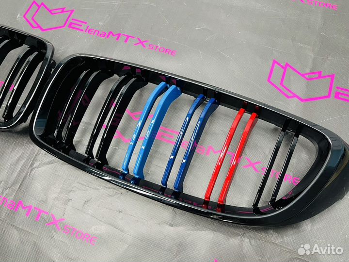 Решетка радиатора BMW F32 триколор