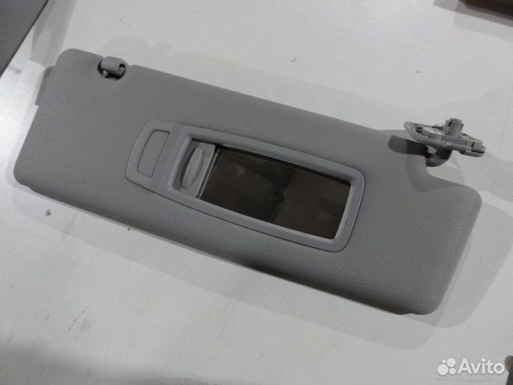 Козырек солнцезащитный правый Bmw X5