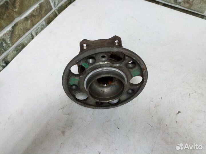 Ступица задняя Mercedes-Benz E-Class W213 2011