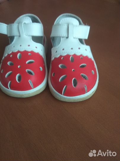 Сандалики для девочки