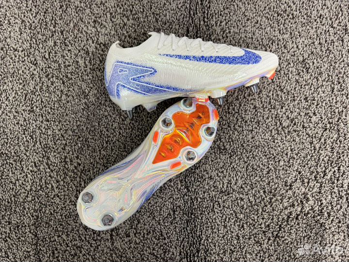 Бутсы с железными шипами Nike Mercurial Air Zoom