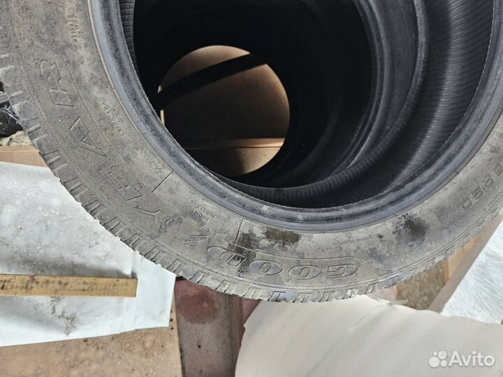 Goodyear 4x4 UG Ice Navi 255/55 R20