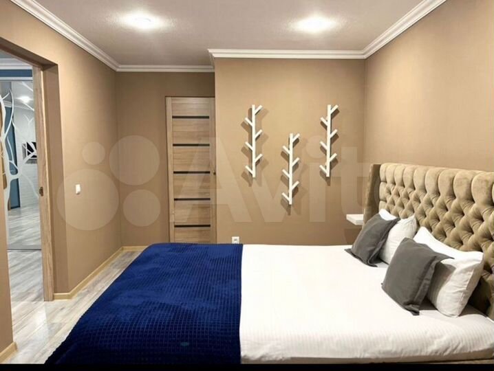 2-к. квартира, 55 м², 9/9 эт.