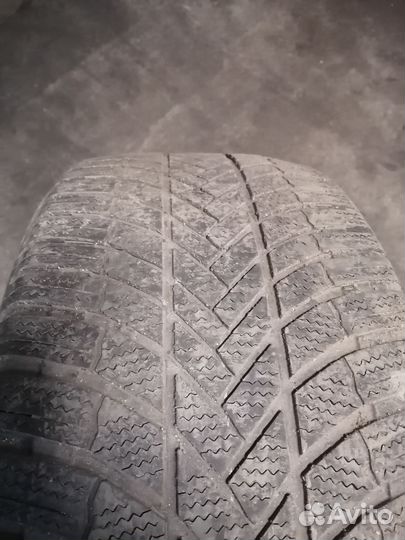 Bridgestone Blizzak LM-005 285/45 R21
