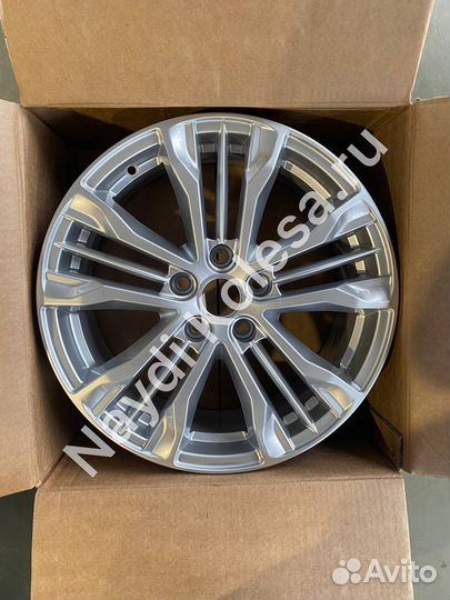 Диски R17 5x114.3 et37 66.6