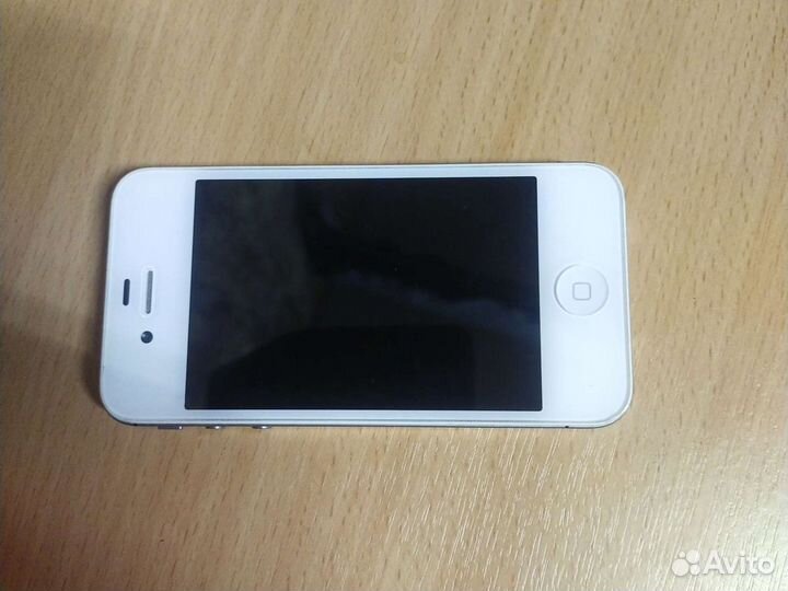 iPhone 4S, 16 ГБ