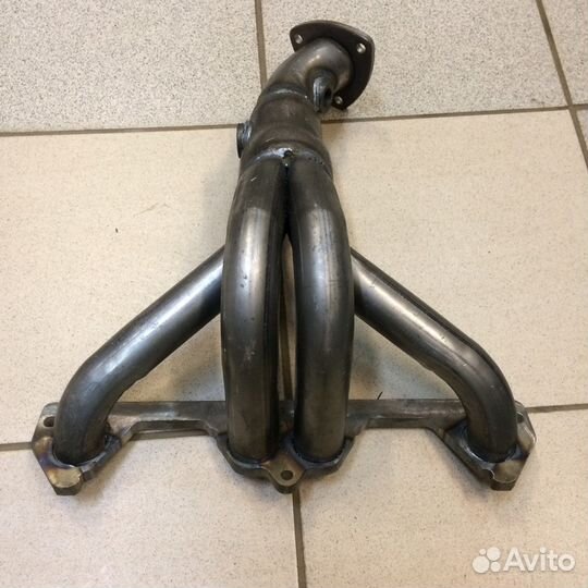 Выпускной коллектор 8 клапанов