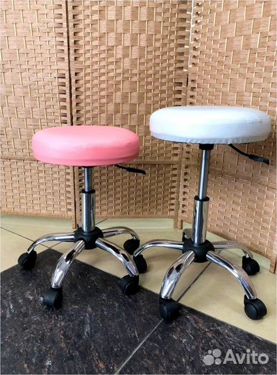 Стул для мастера без спинки