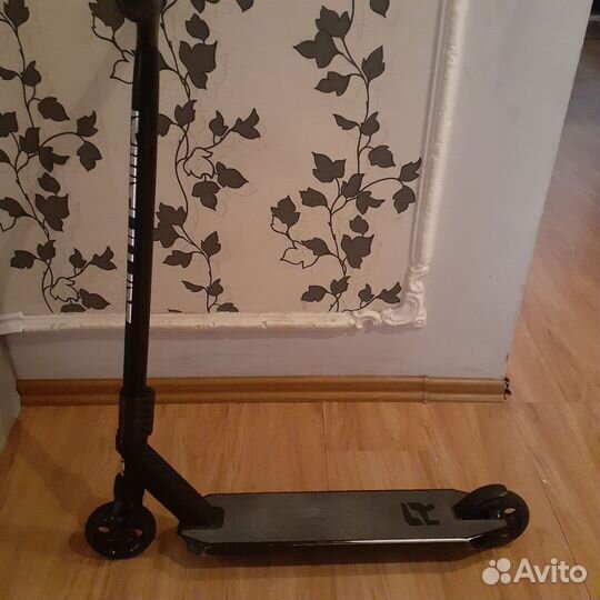 Трюковый самокат 