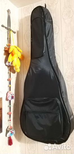 Акустическая гитара