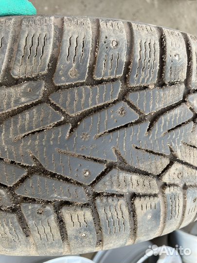 Nokian Tyres Hakkapeliitta 7 225/50 R17 98T