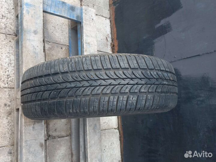 Nokian Tyres NRT 2 205/70 R15
