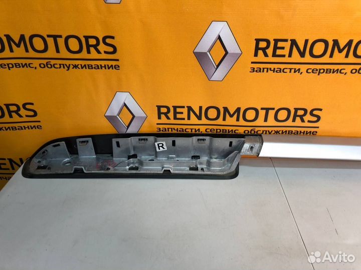 Рейлинг правый Nissan Terrano D10