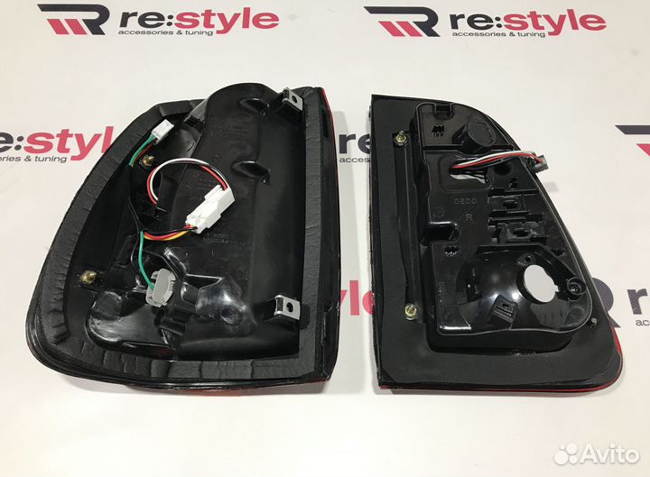 Фонари задние Toyota Land Cruiser Cygnus N1945