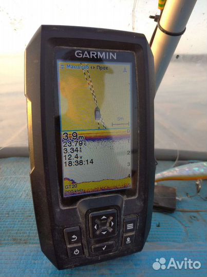 Эхолот garmin striker vivid 4cv