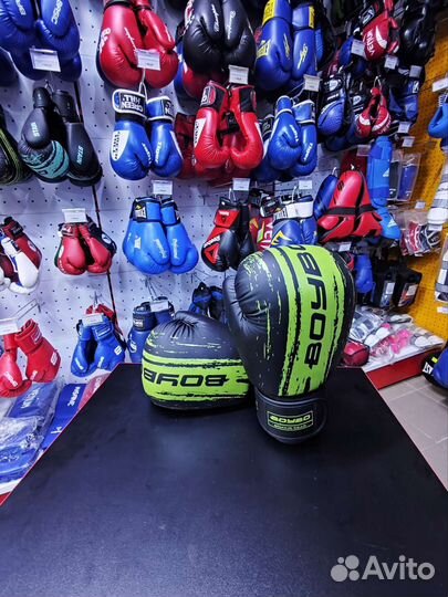 Боксёрские перчатки Boybo 