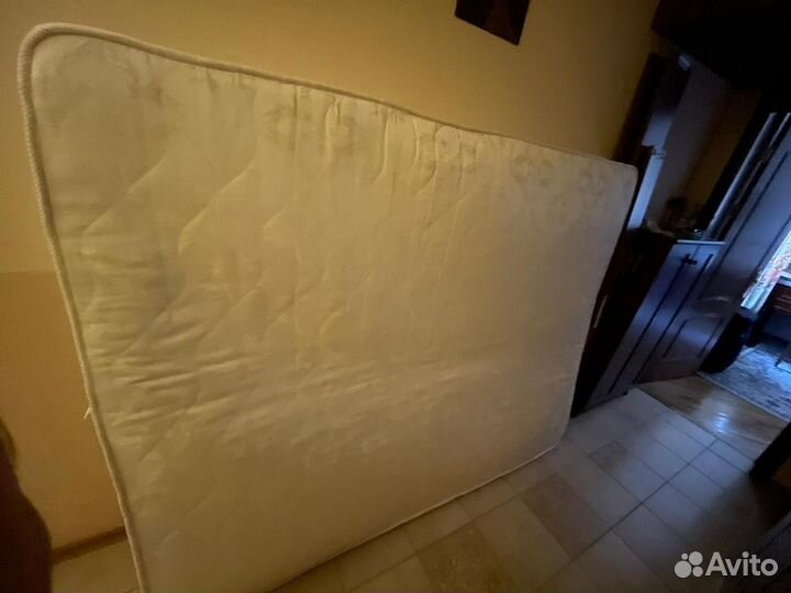 Матрас 160х200 бу