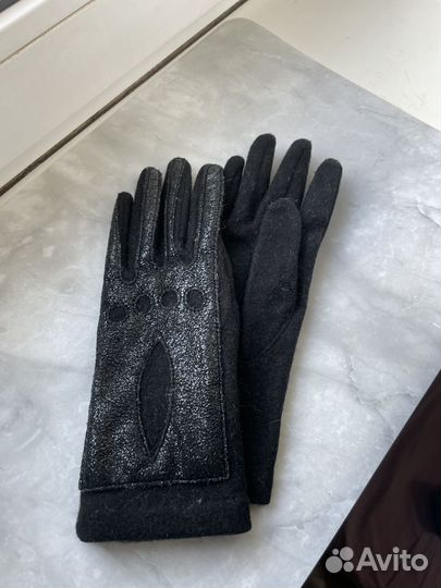 Перчатки