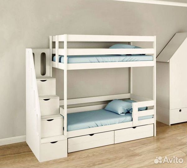 Двухярусная кровать