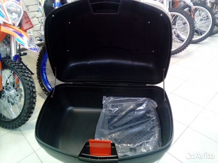 Центральный кофр monolock 46 Литров