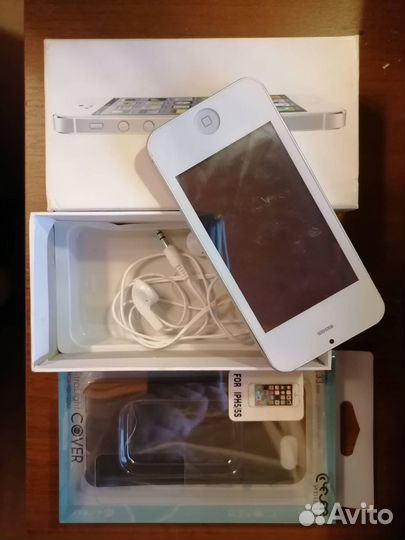 Игрушечный айфон 5