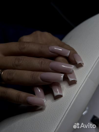 Наращивание ногтей