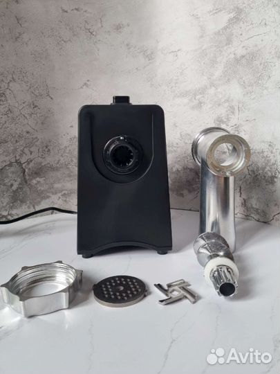 Мясорубка Vitek 2000Вт.Новая/ Доставка