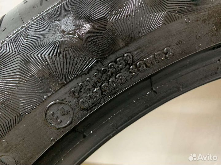 Continental PremiumContact 6 SSR 235/45 R18